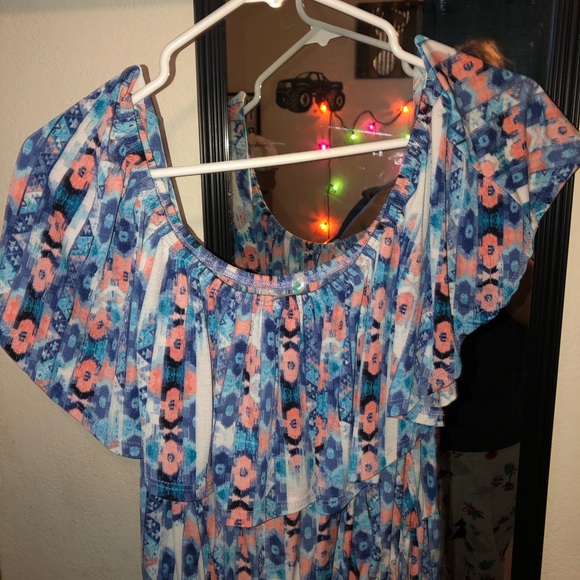 Beautiful romper - Picture 2 of 4